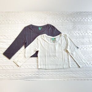 NEW FARM Rio Set of 2 3/4 Sleeve Basic Crop Tops
